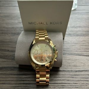 NEW in box Michael Kors Bradshaw watch in gold. 43mm, boyfriend style